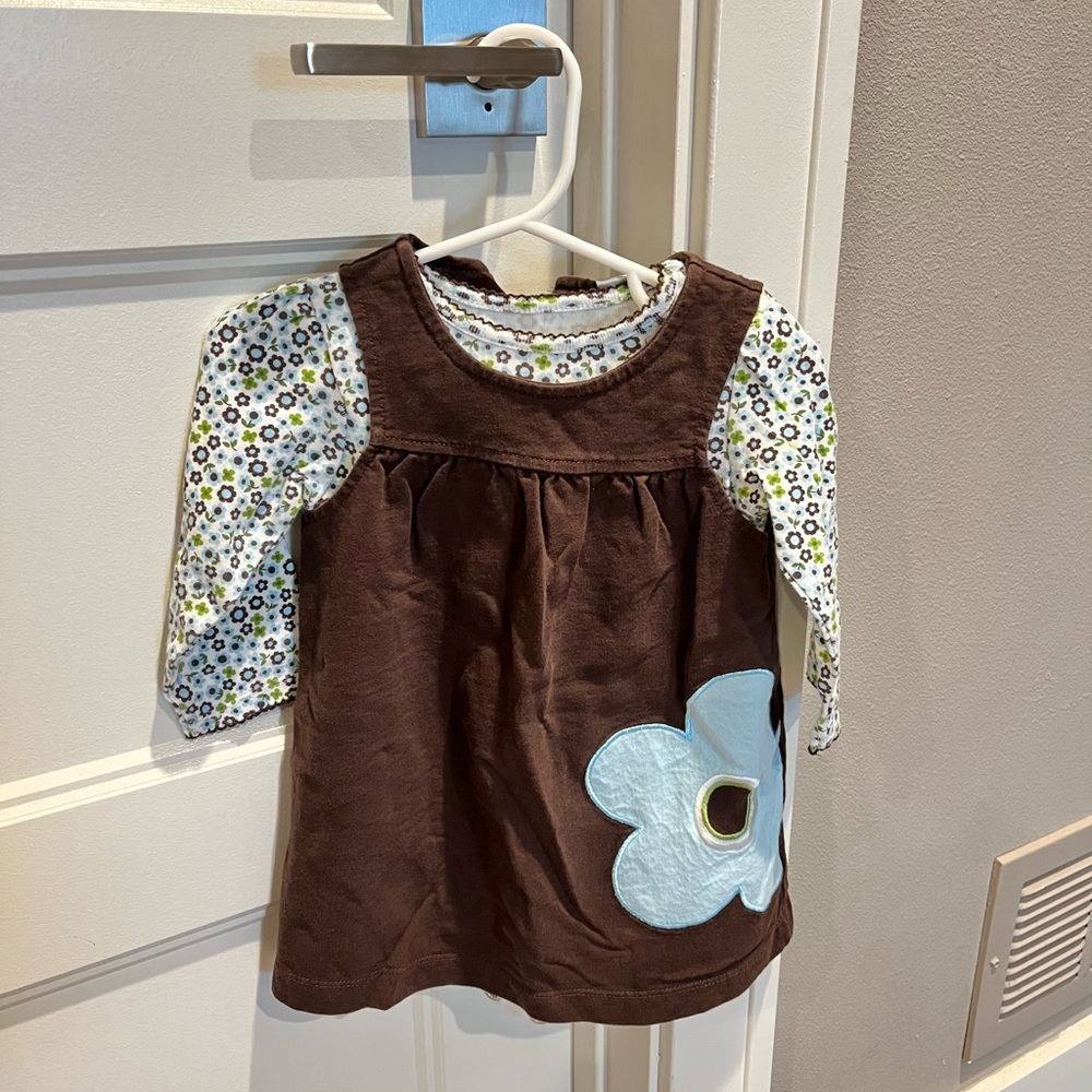 Carter’s brand brown & blue long sleeve onesie & jumper set. Size 12 months